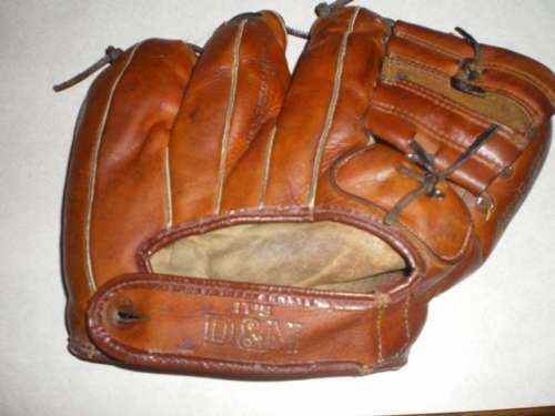 Warren Spahn D&M DG95 Back